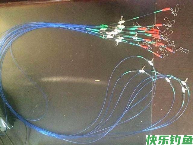 野钓鳊鱼，学会这4点“实战经验”，新手也能拉到手酸！