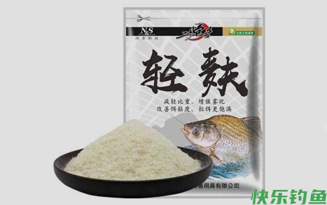 黑坑用轻麸还是雪花粉？